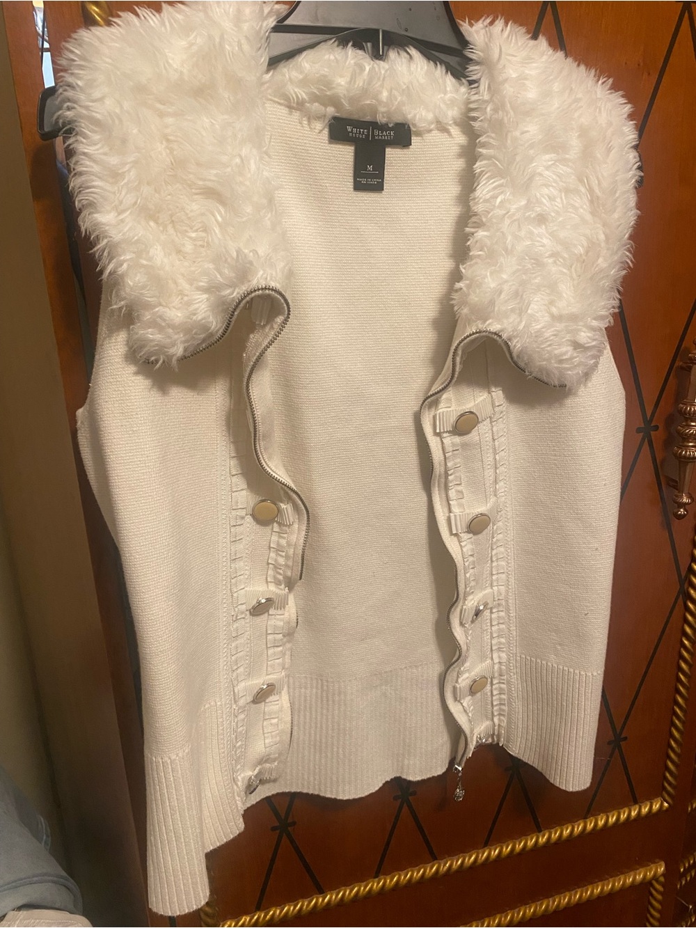 Faux fur White House Black Market Cream Faux-Fur Collar Knit Vest